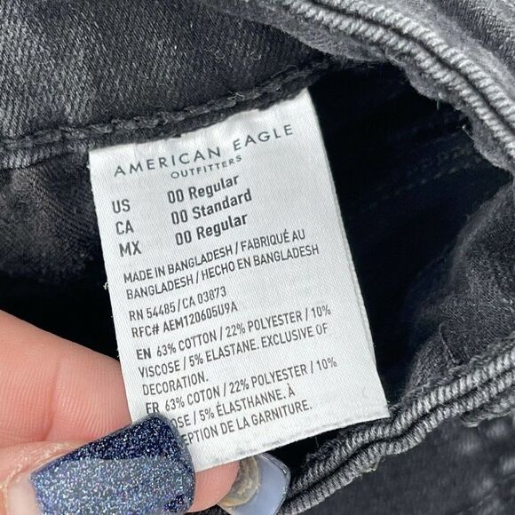 American Eagle Dream Fit Jeans Hi Rise Jegging Black Distressed Raw Hem Size 00 - Picture 8 of 8